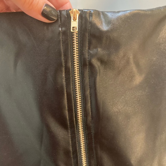 Never worn fitted wet look spaghetti strap jump suit - Picture 4 of 4